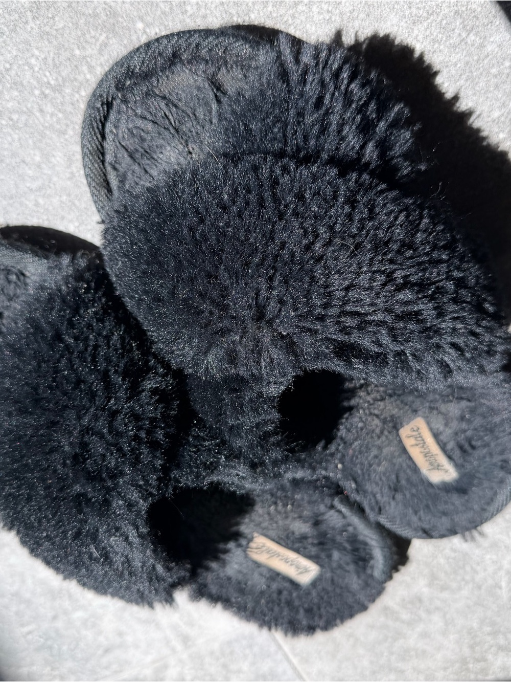 Aeropostale Women's Black Fuzzy Slide Slippers